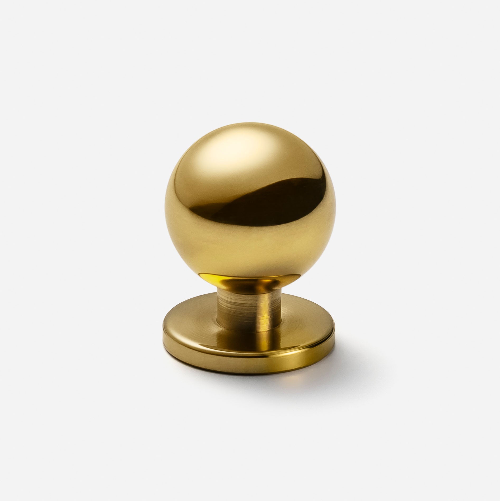The Globe – Knopp i mässing