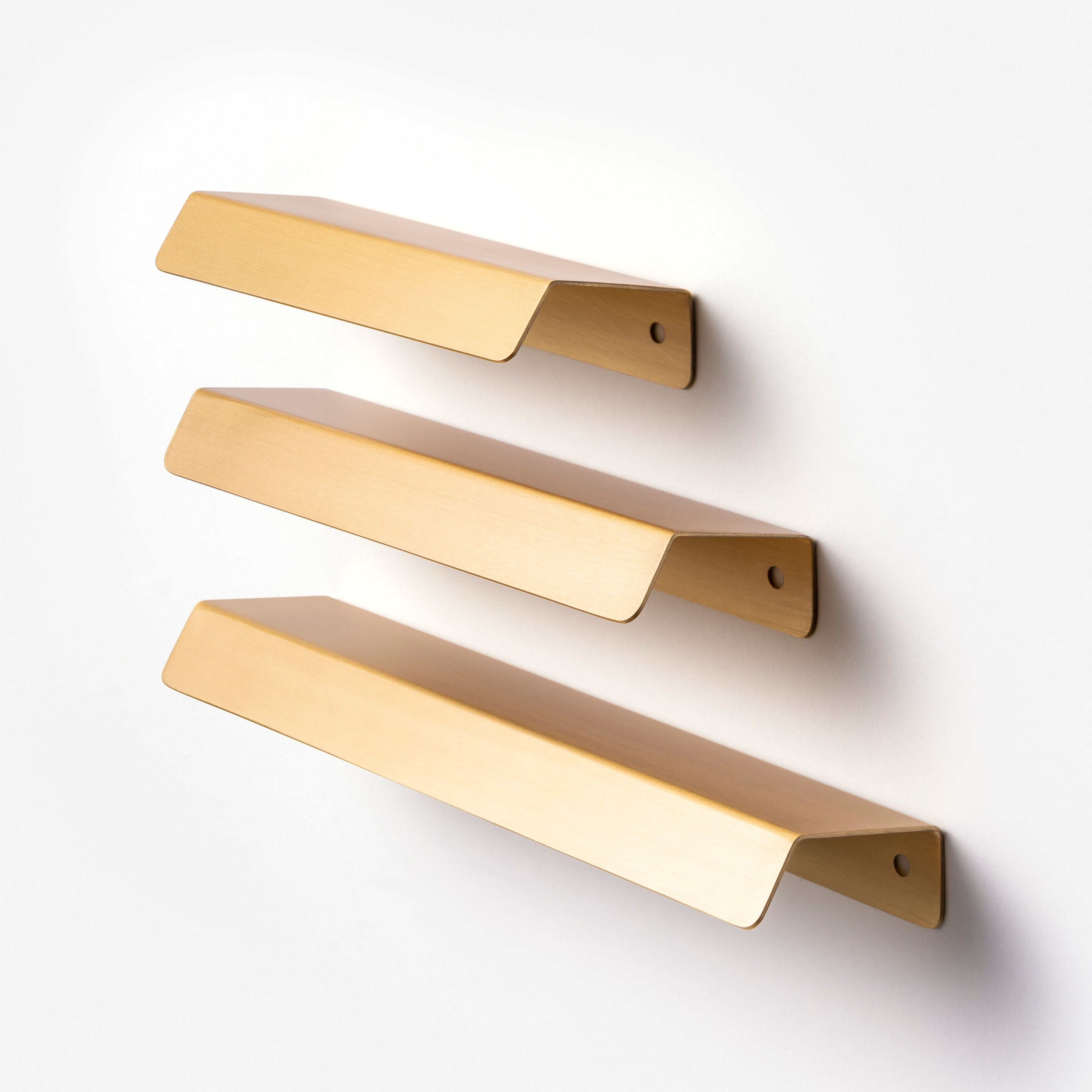 The Cut – Handtag, Mässing - Freya Home
