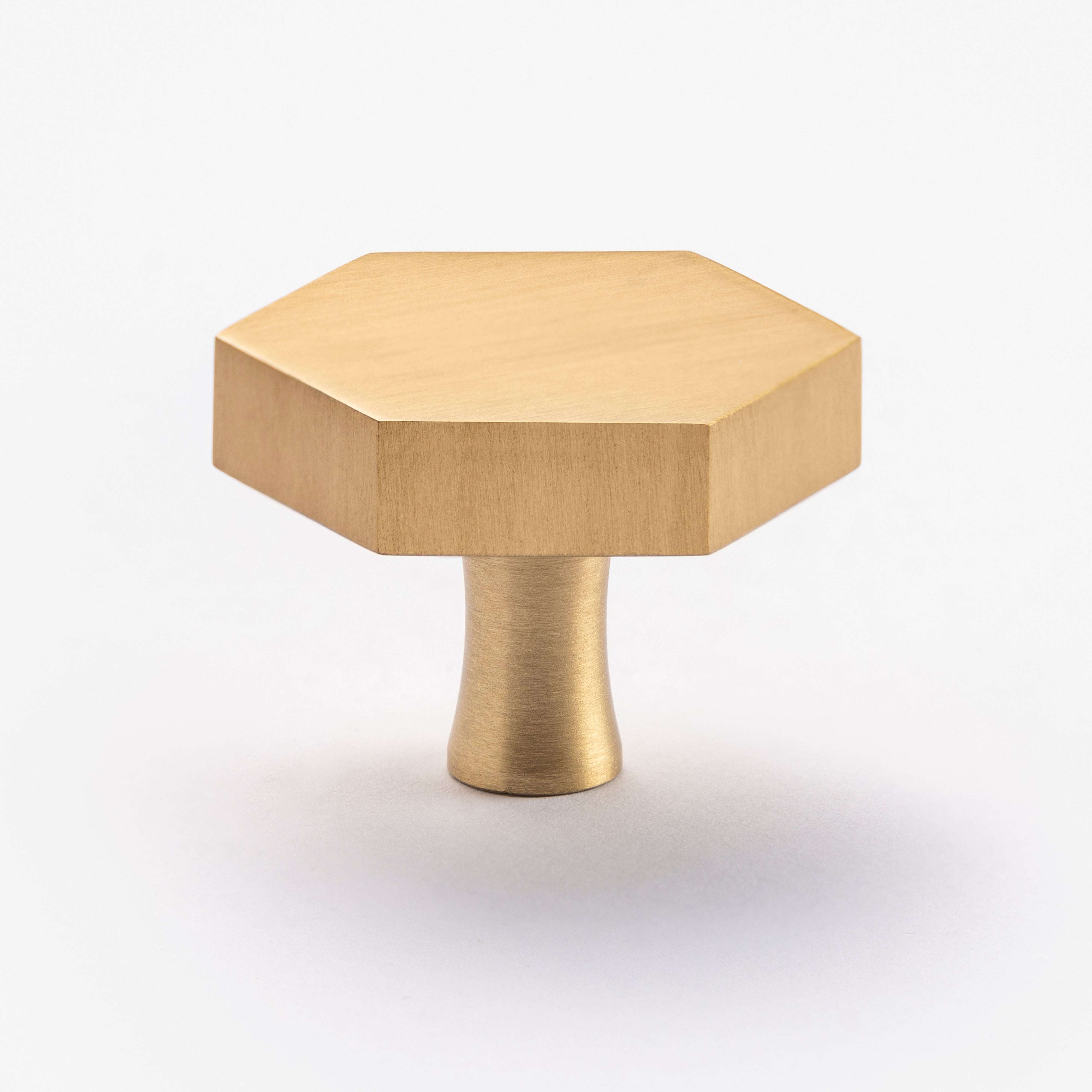 The Hexagon – Knopp, Mässing - Freya Home