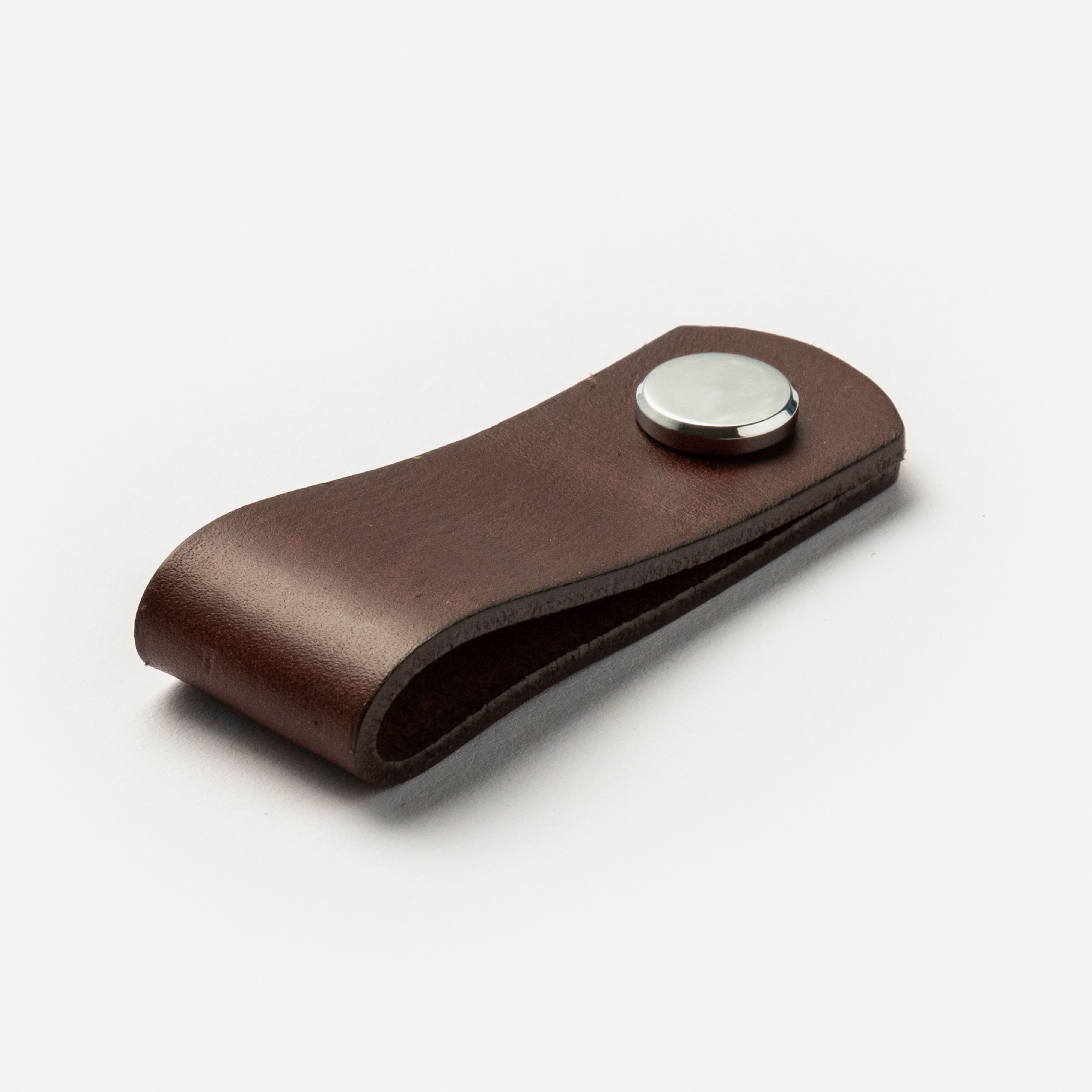 The Loop – Knopp, Läder & Rostfritt / Mässing - Freya Home